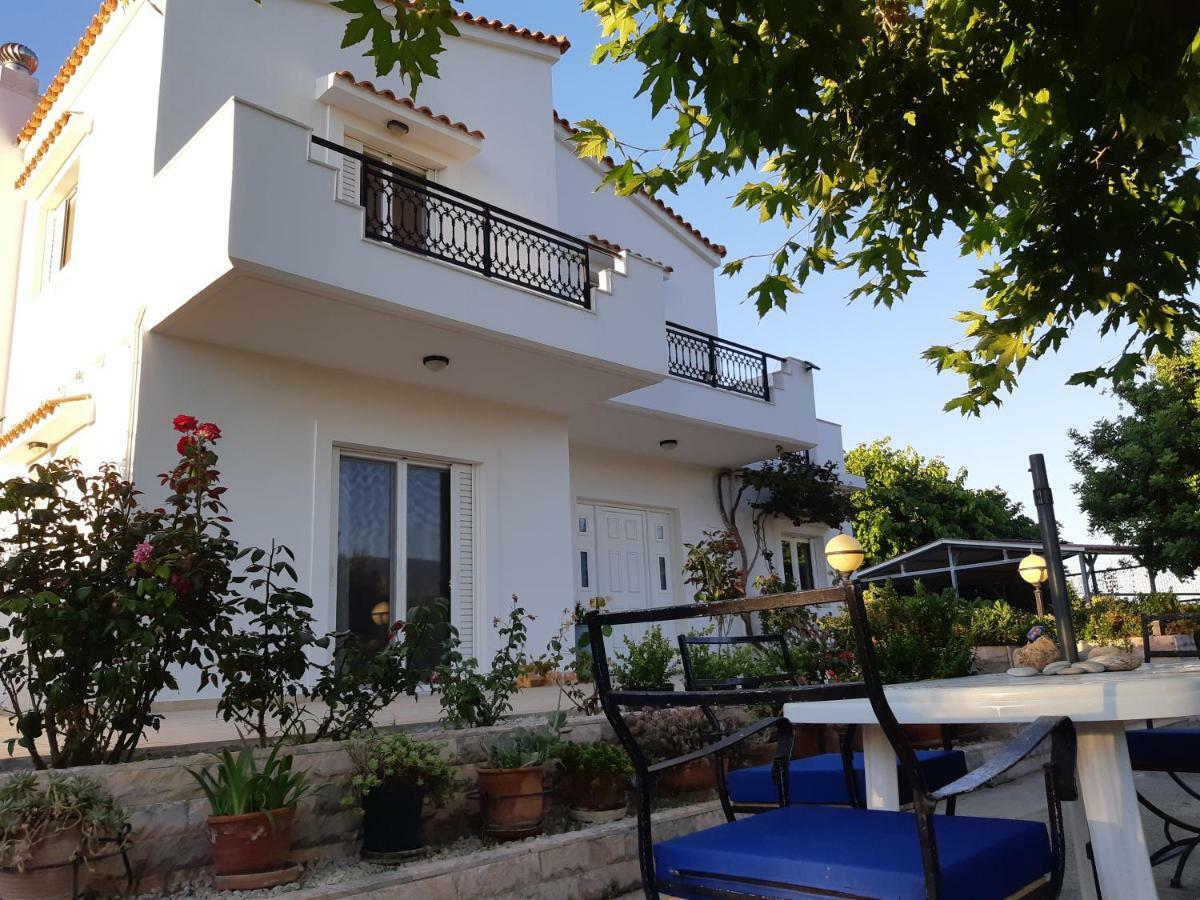 Swan House Panoramic View - Near The Sea Villa Ziparion Bagian luar foto
